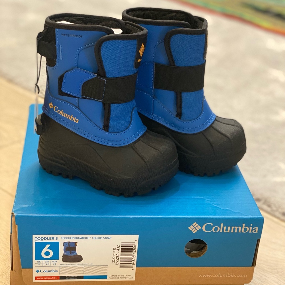 New Columbia toddler snow boots - size 6